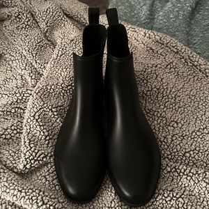 a new day rain boots